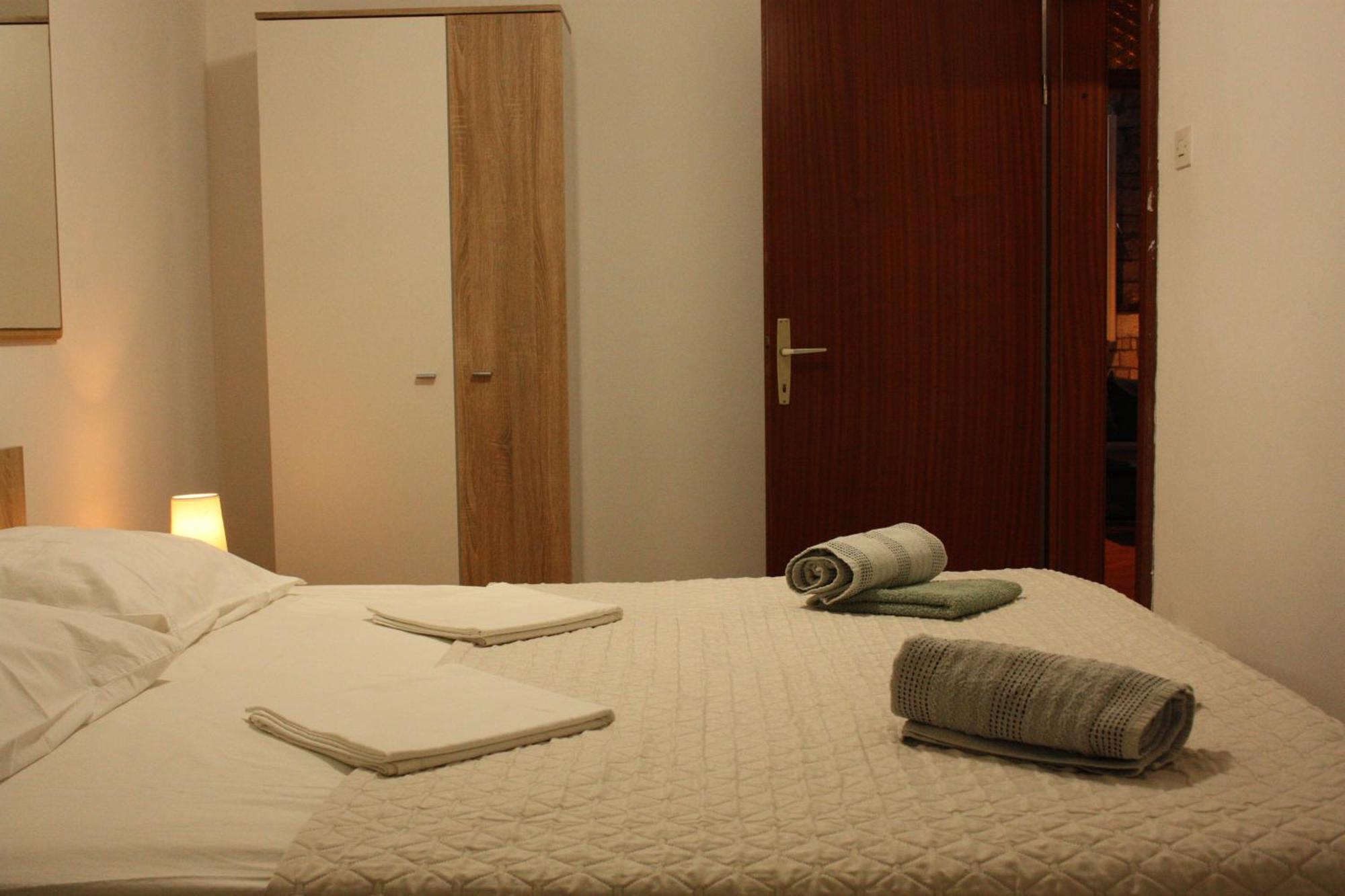 Apartment Ivan Račišće Buitenkant foto